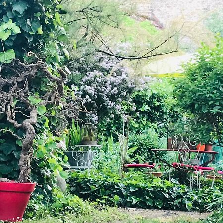 La Maison Des Roses Moulins  Eksteriør bilde